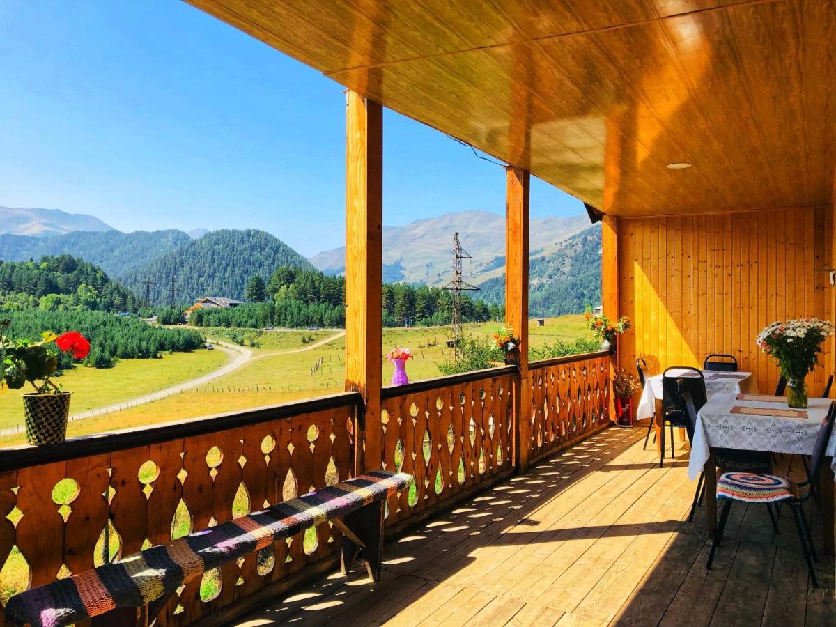 Guest House Gere Omalo ภายนอก รูปภาพ
